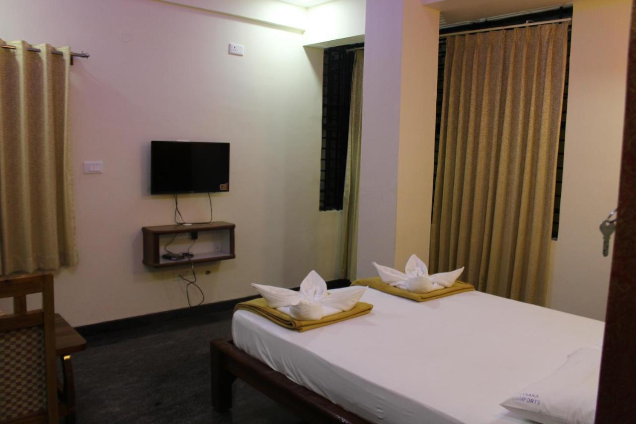 Golden Pride Hotel Канакапура Екстериор снимка